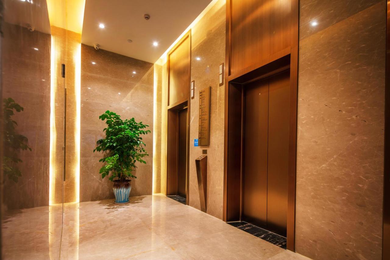 Hotel Wyndham Shiyan Downtown Exterior foto